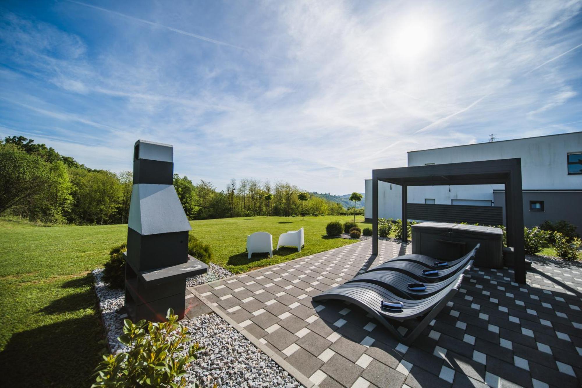 K Relax Place, Varazdinske Toplice, Modern Home With Sauna, Jacuzzi, Wifi Экстерьер фото